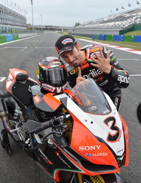 Biaggi c'est fini ! Sl_fr12_biaggi_race_70